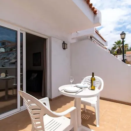 Floritas 25 - One Bed Apartment Arona (Tenerife)